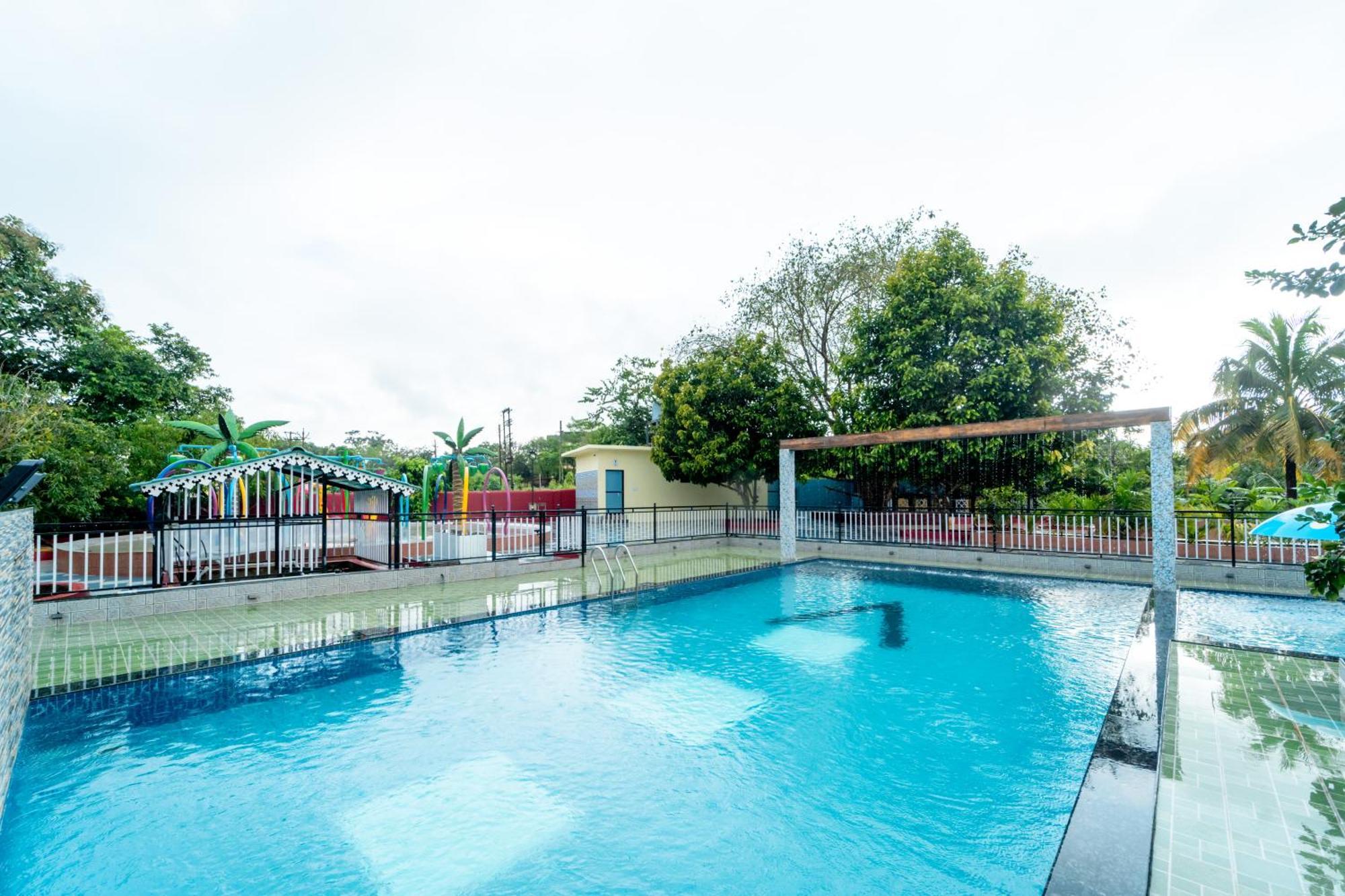 Treebo Green Village Resort - Goa Maneri  Luaran gambar