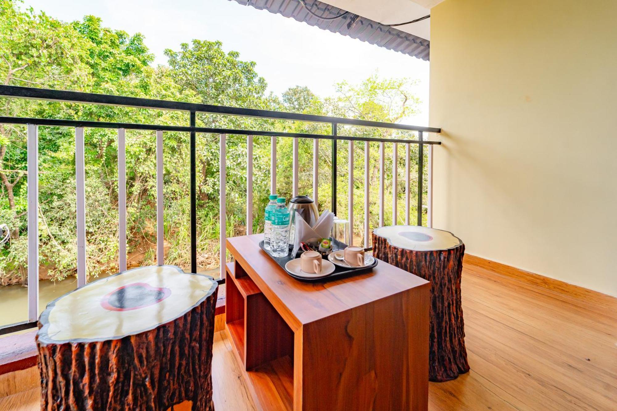 Treebo Green Village Resort - Goa Maneri  Luaran gambar